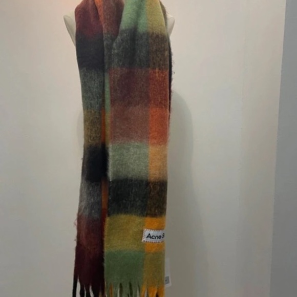 Acne studios scarf - Picture 4 of 5